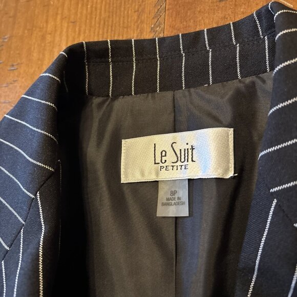 Le Suit Petite Black Pin Stripe Blazer Size 8P New Jacket Only - Picture 5 of 9